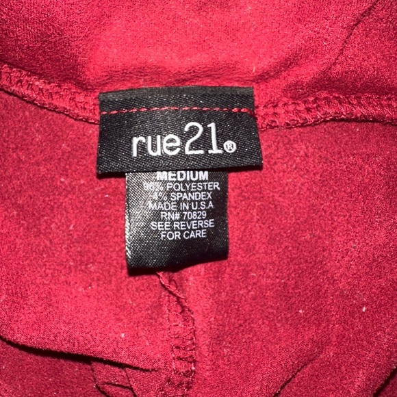 Rue21 Red Pleated Knee-Length Skirt for Work - Picture 4 of 6